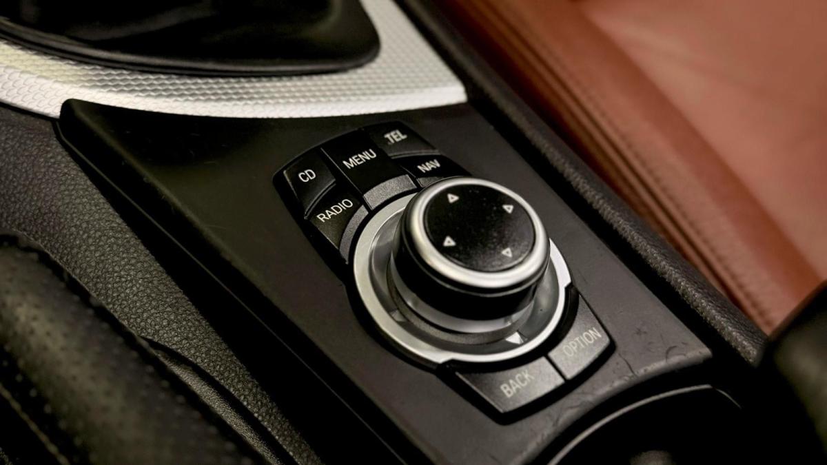 bmw-serie-1-2011-gasolina-1995cc