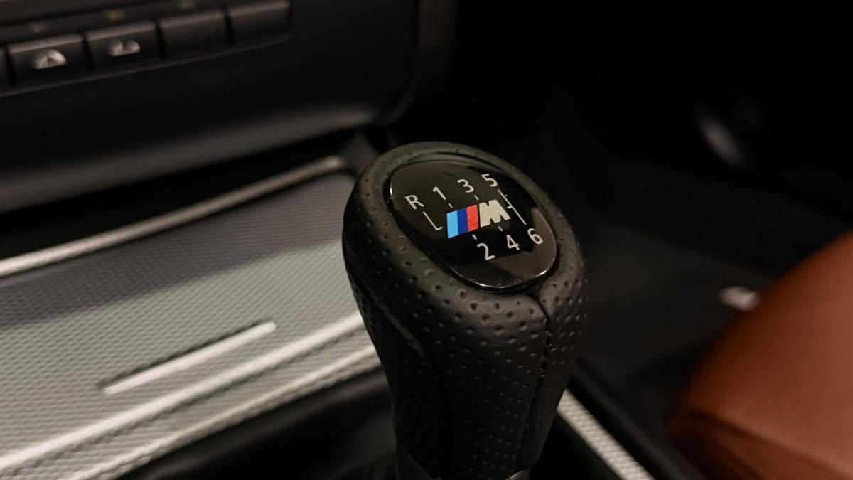bmw-serie-1-2011-gasolina-1995cc