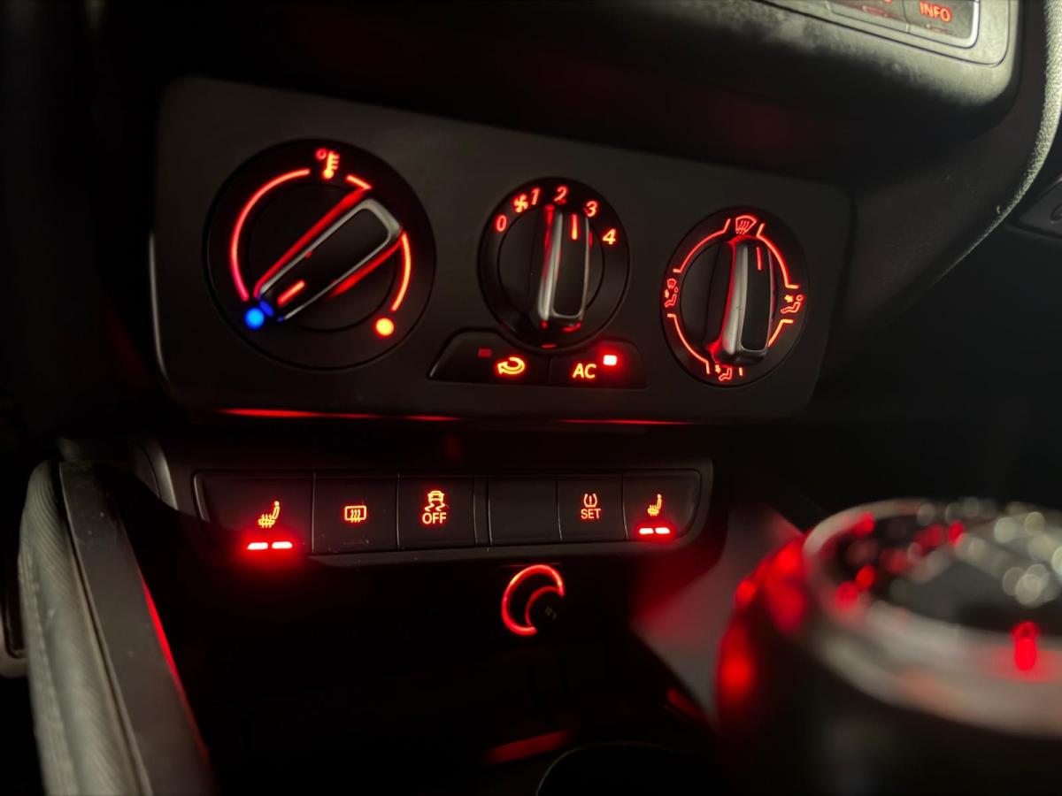 audi-a1-2010-diesel-1598cc