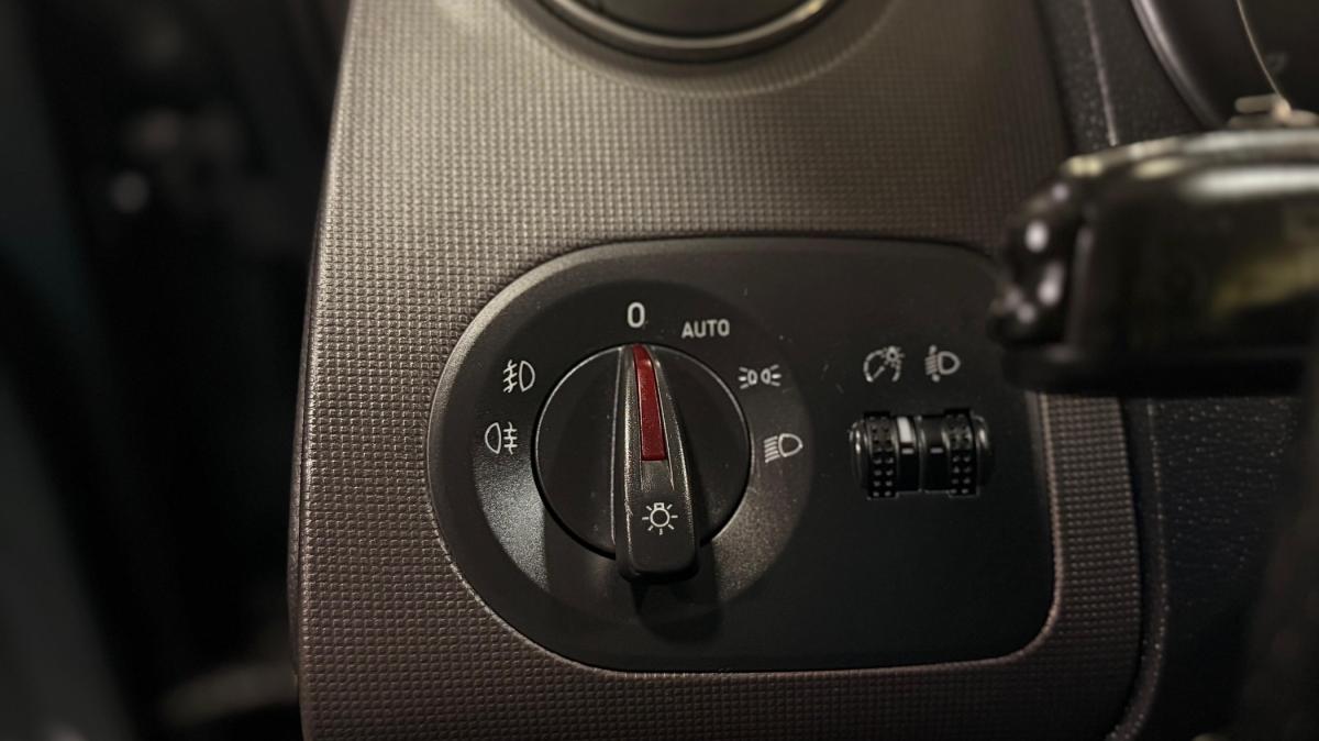 seat-ibiza-2012-diesel-1199cc