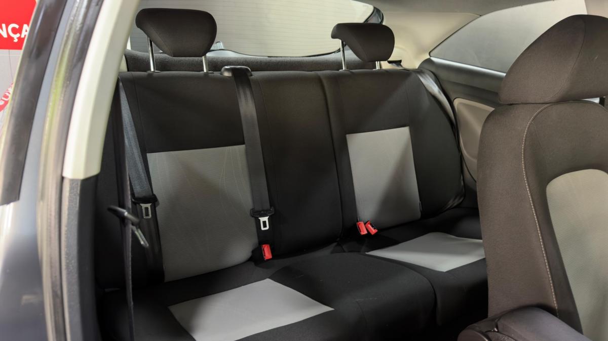 seat-ibiza-2012-diesel-1199cc