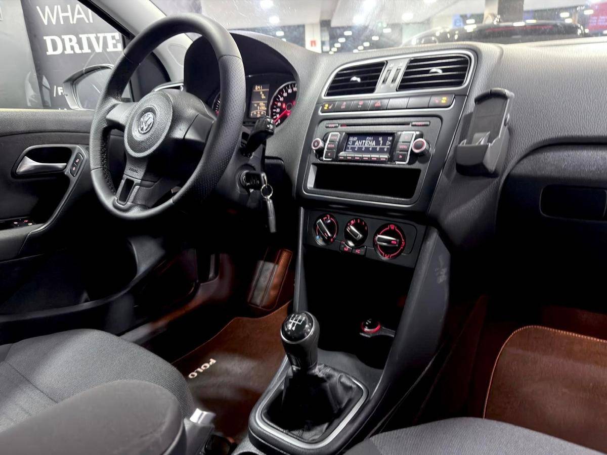 volkswagen-polo-2012-diesel-1198cc