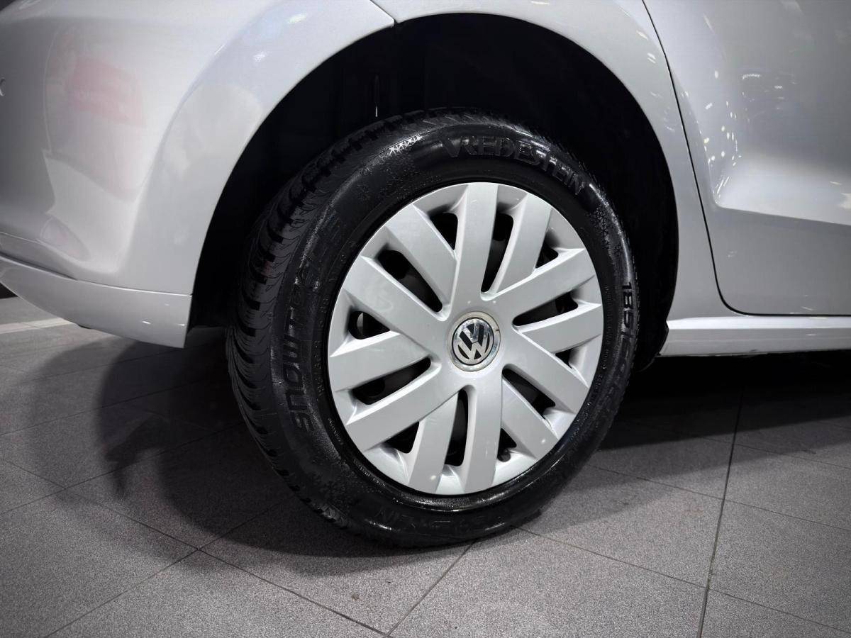 volkswagen-polo-2012-diesel-1198cc