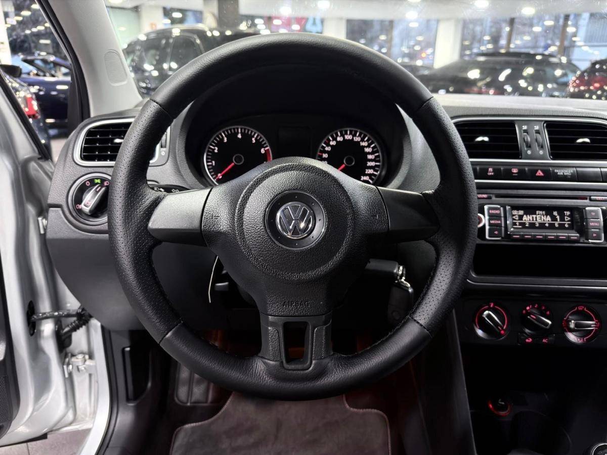 volkswagen-polo-2012-diesel-1198cc