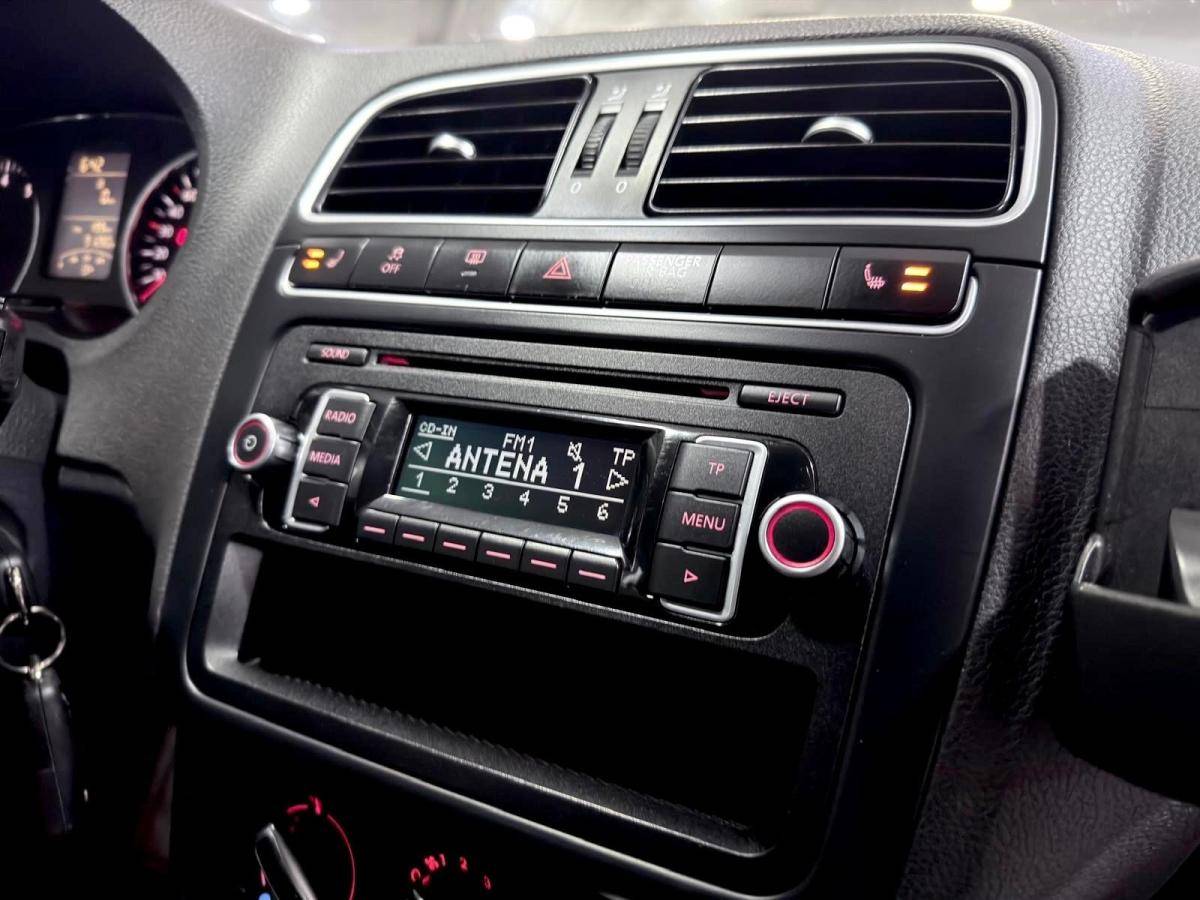 volkswagen-polo-2012-diesel-1198cc