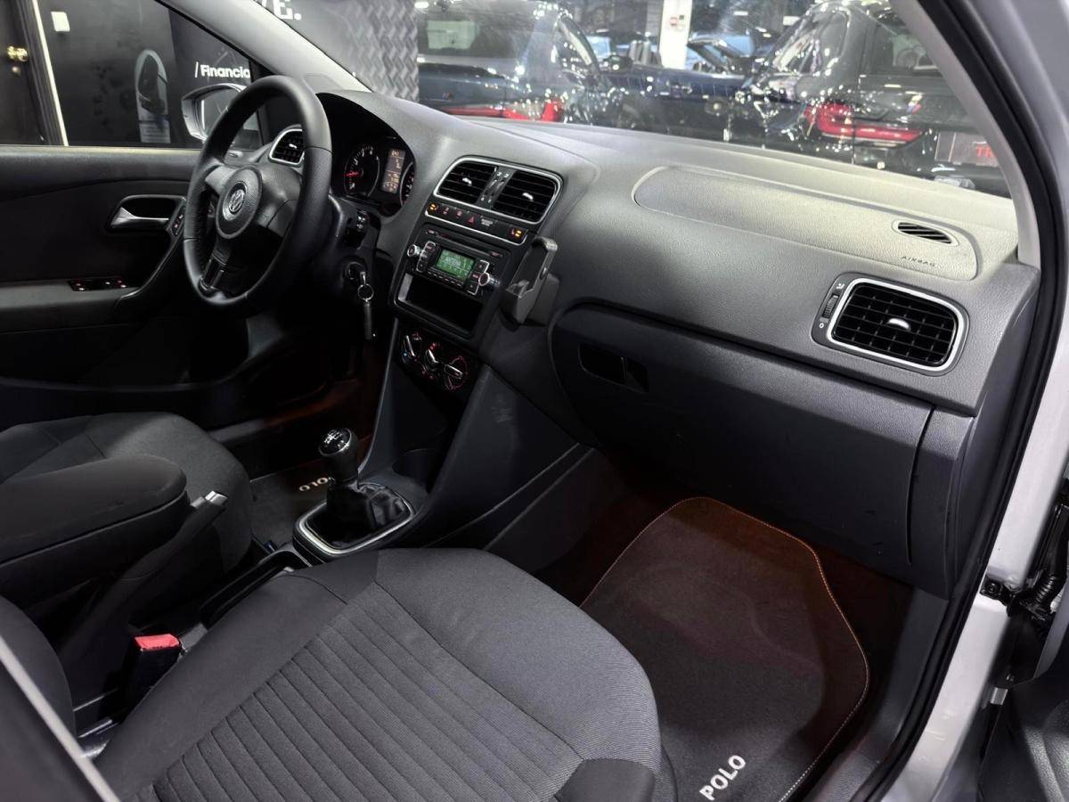 volkswagen-polo-2012-diesel-1198cc