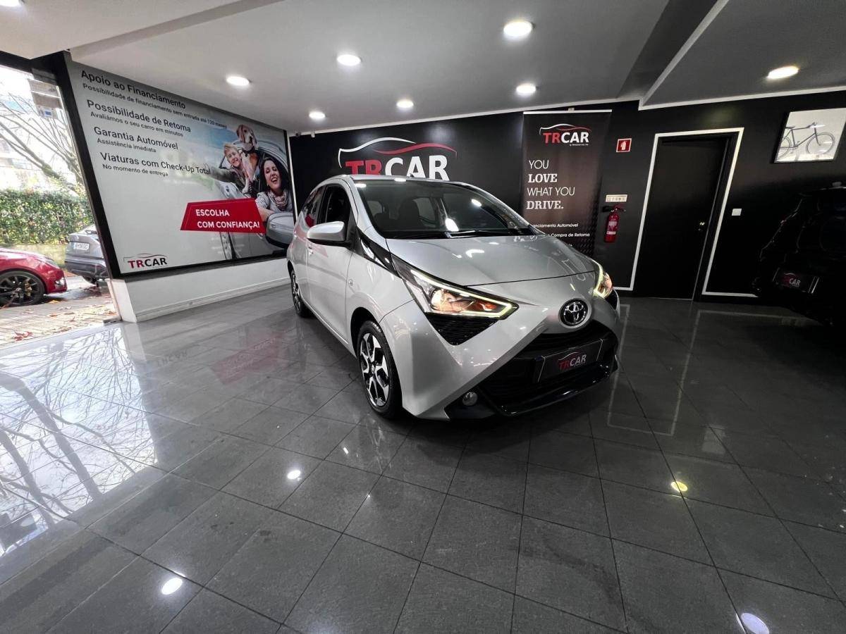 toyota-aygo-2017-gasolina-998cc