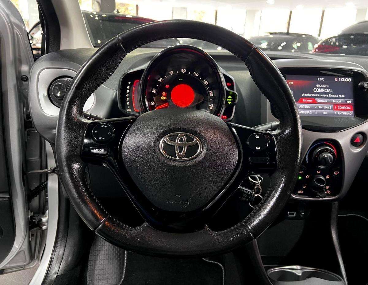 toyota-aygo-2017-gasolina-998cc