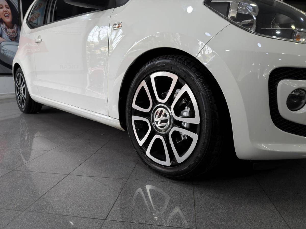 volkswagen-up-2014-gasolina-999cc