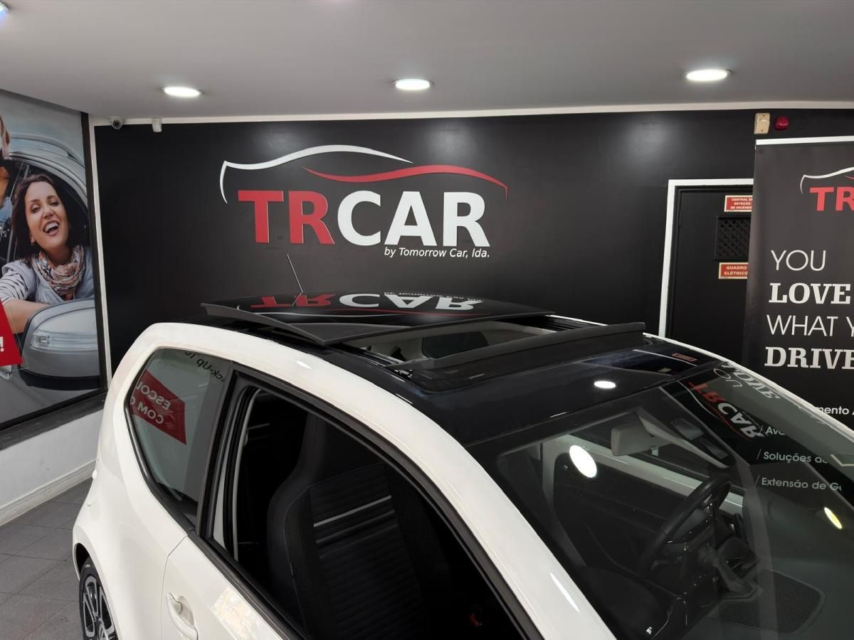 volkswagen-up-2014-gasolina-999cc