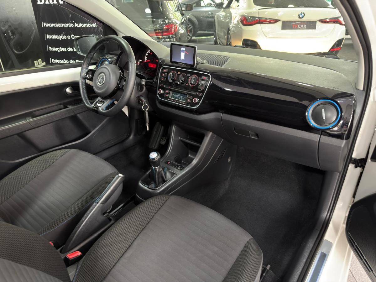 volkswagen-up-2014-gasolina-999cc