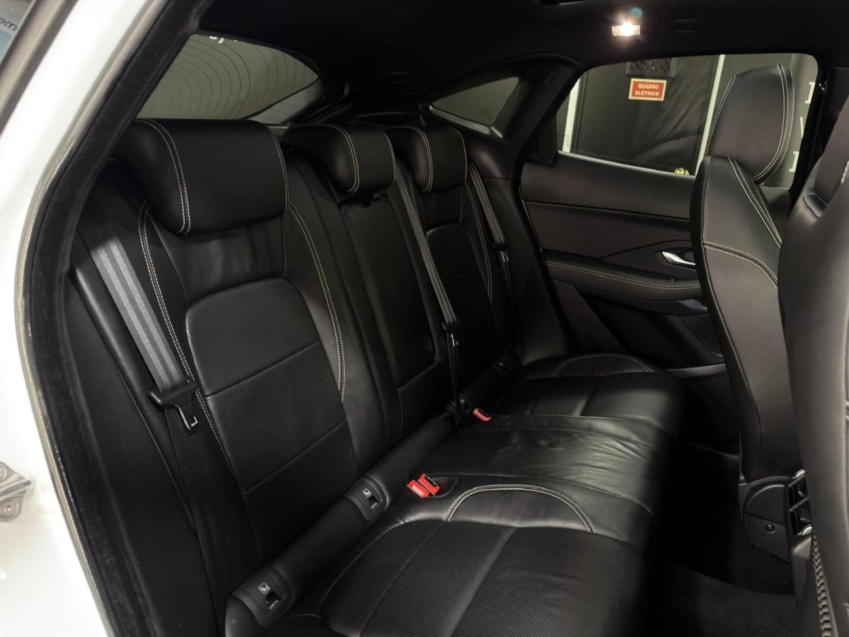jaguar-e-pace-2018-diesel-1999cc