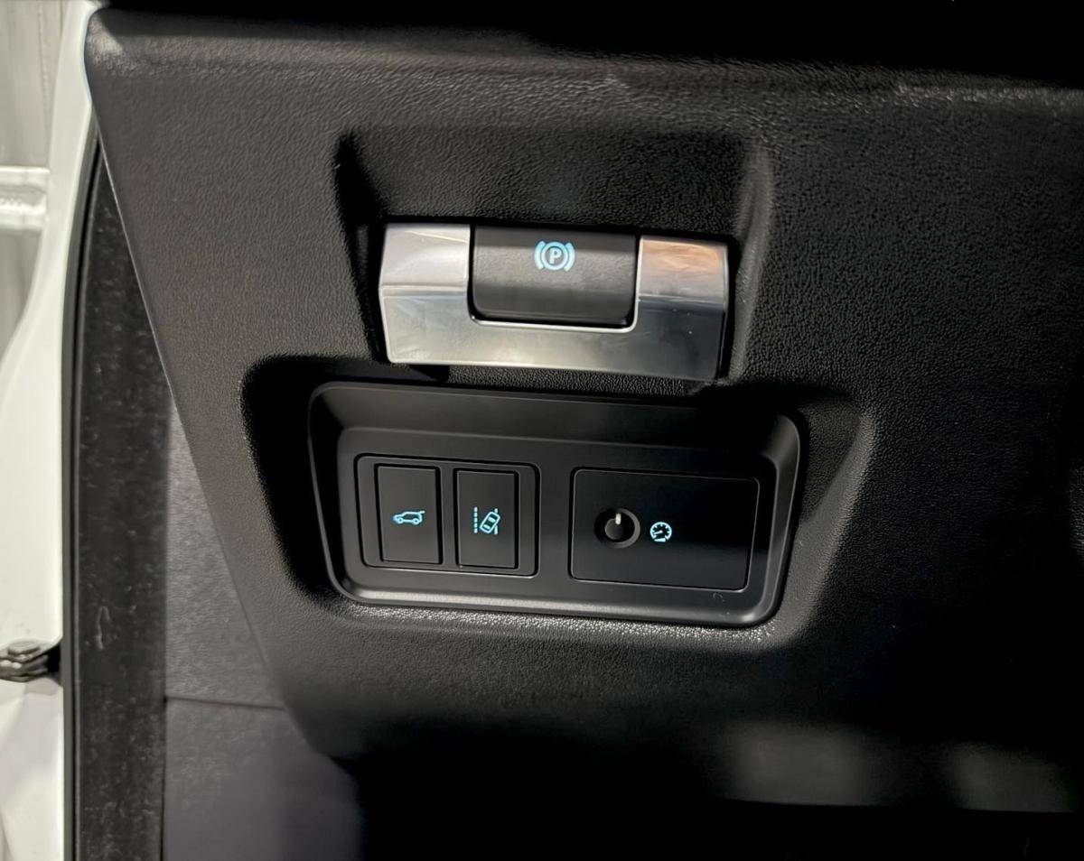 jaguar-e-pace-2018-diesel-1999cc