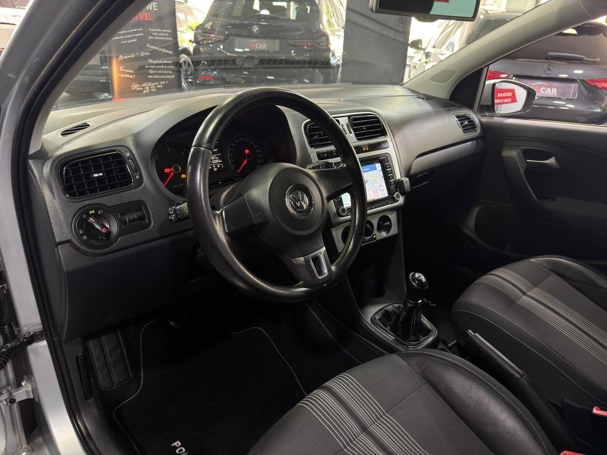 volkswagen-polo-2012-diesel-1198cc