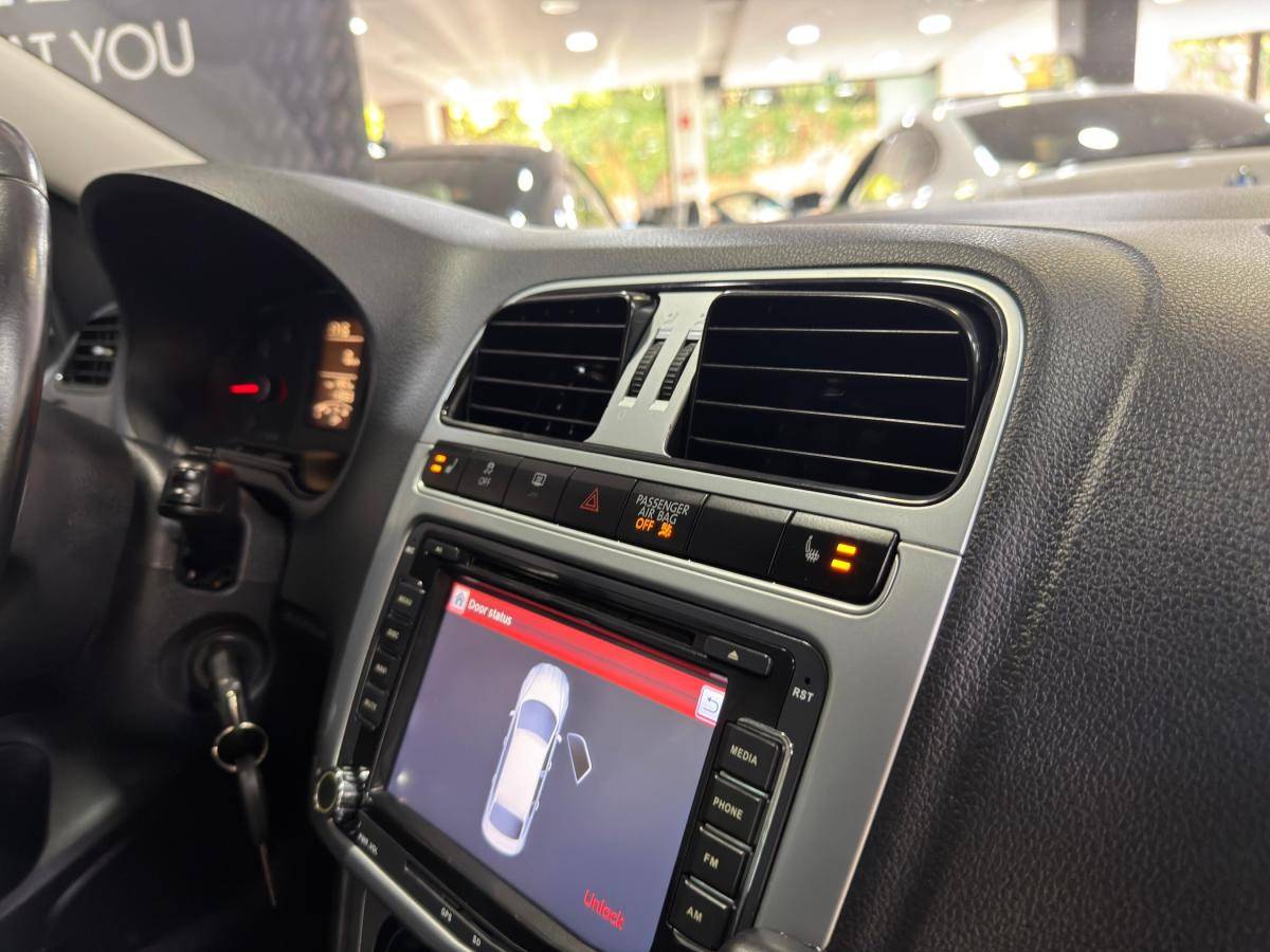 volkswagen-polo-2012-diesel-1198cc