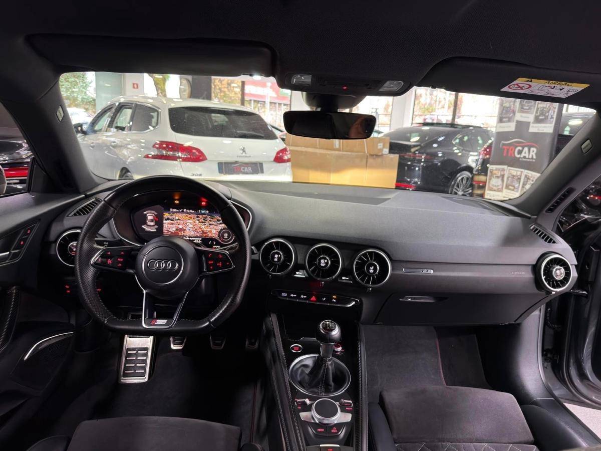 audi-tt-2015-gasolina-1984cc