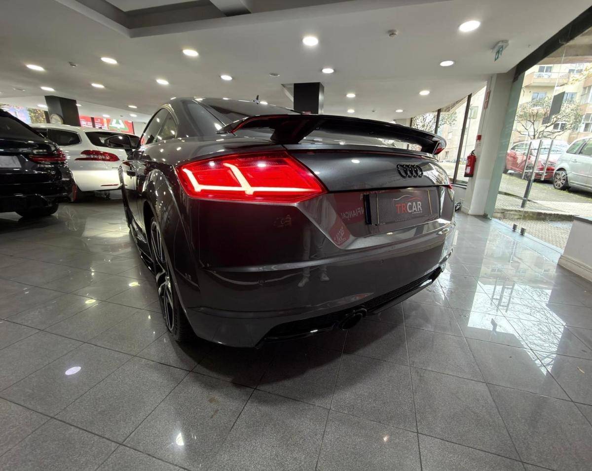 audi-tt-2015-gasolina-1984cc