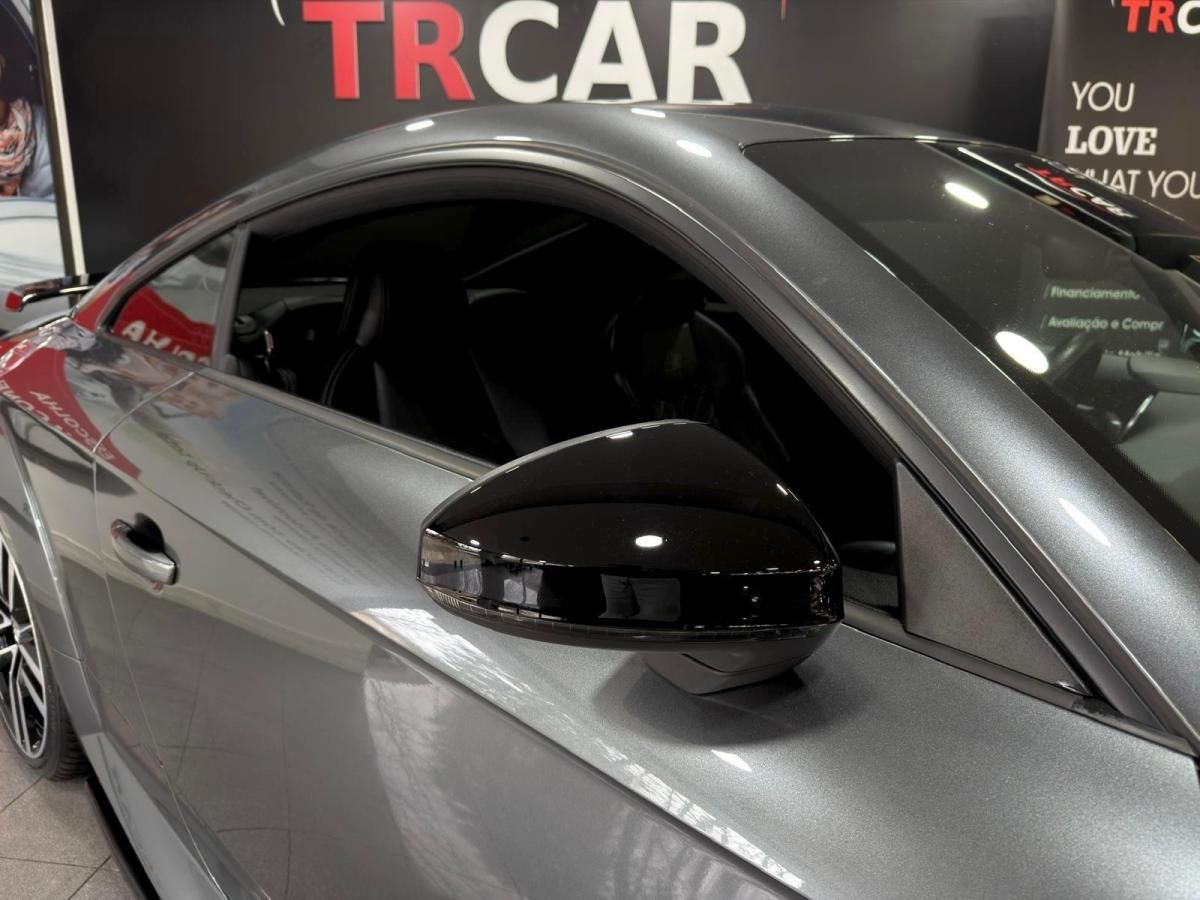 audi-tt-2015-gasolina-1984cc