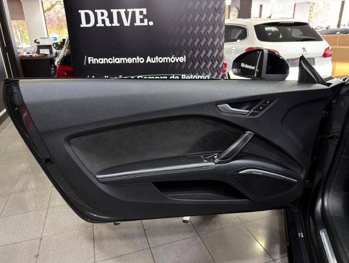 audi-tt-2015-gasolina-1984cc