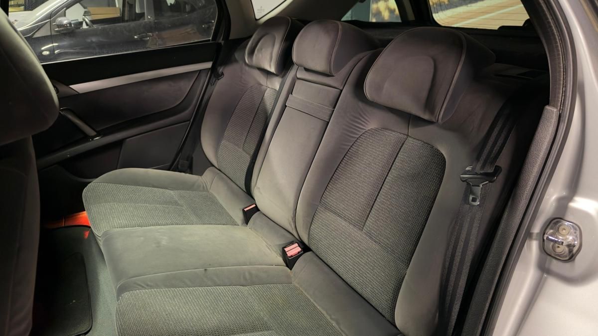 peugeot-407-sw-2005-diesel-1560cc
