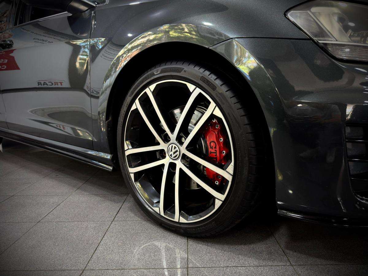 volkswagen-golf-2015-diesel-1968cc