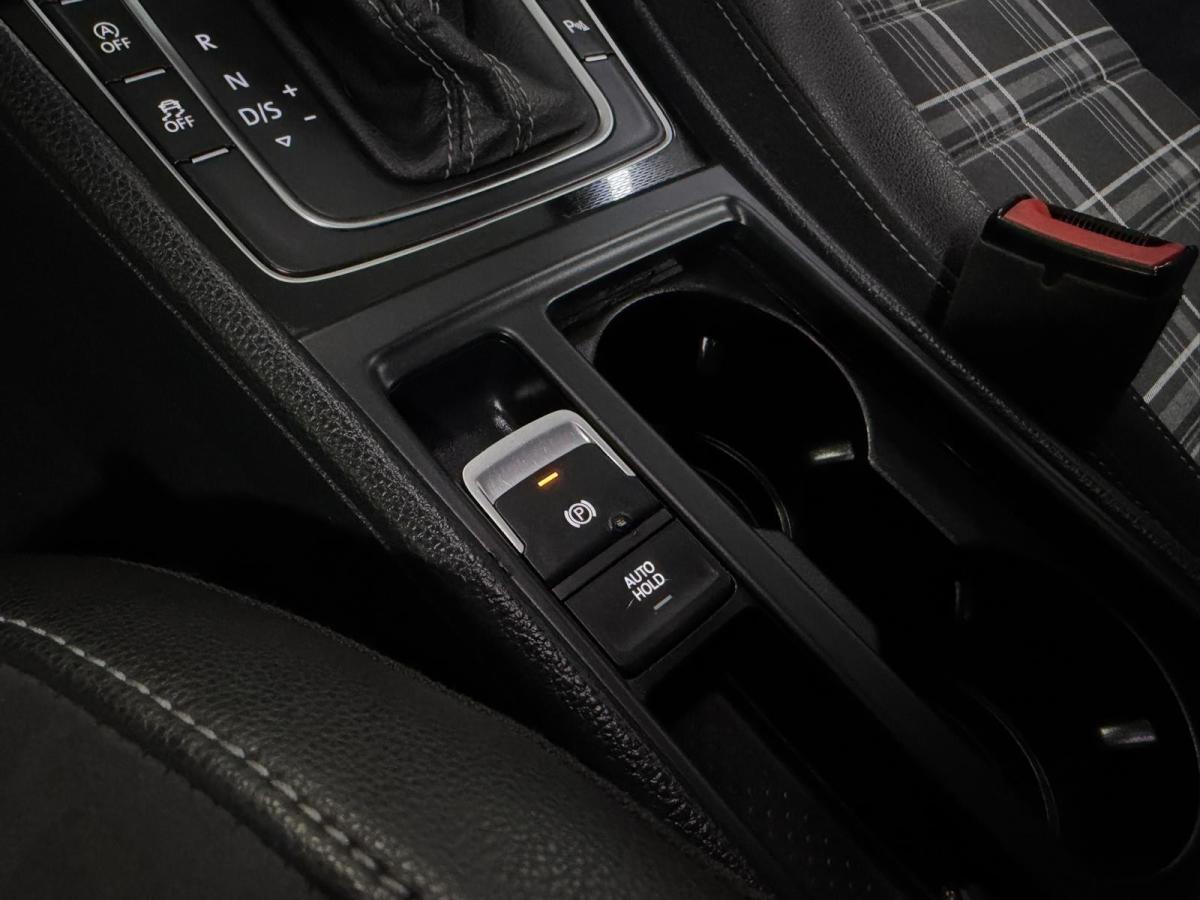 volkswagen-golf-2015-diesel-1968cc