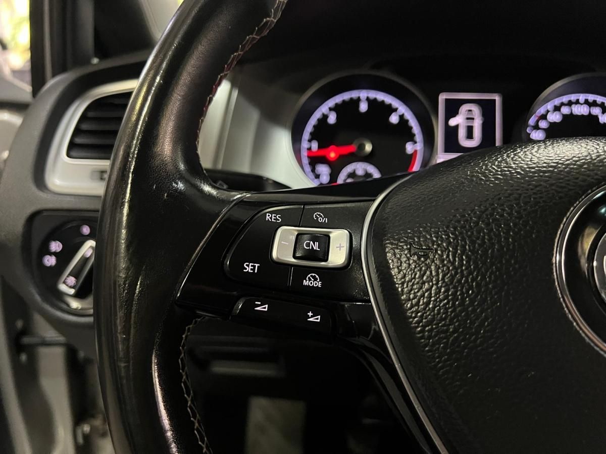 volkswagen-golf-2016-diesel-1598cc