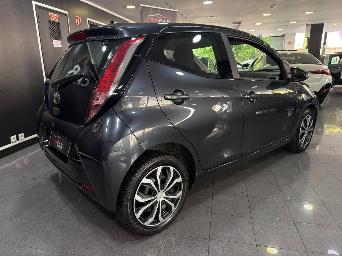 toyota-aygo-2017-gasolina-998cc