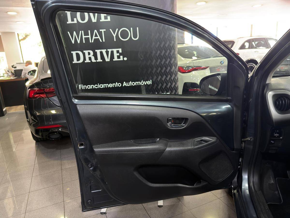 toyota-aygo-2017-gasolina-998cc