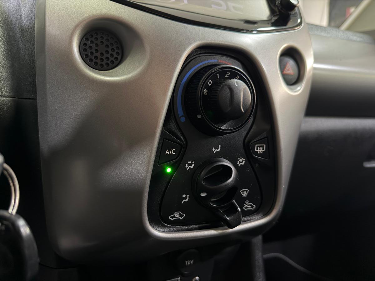 toyota-aygo-2017-gasolina-998cc