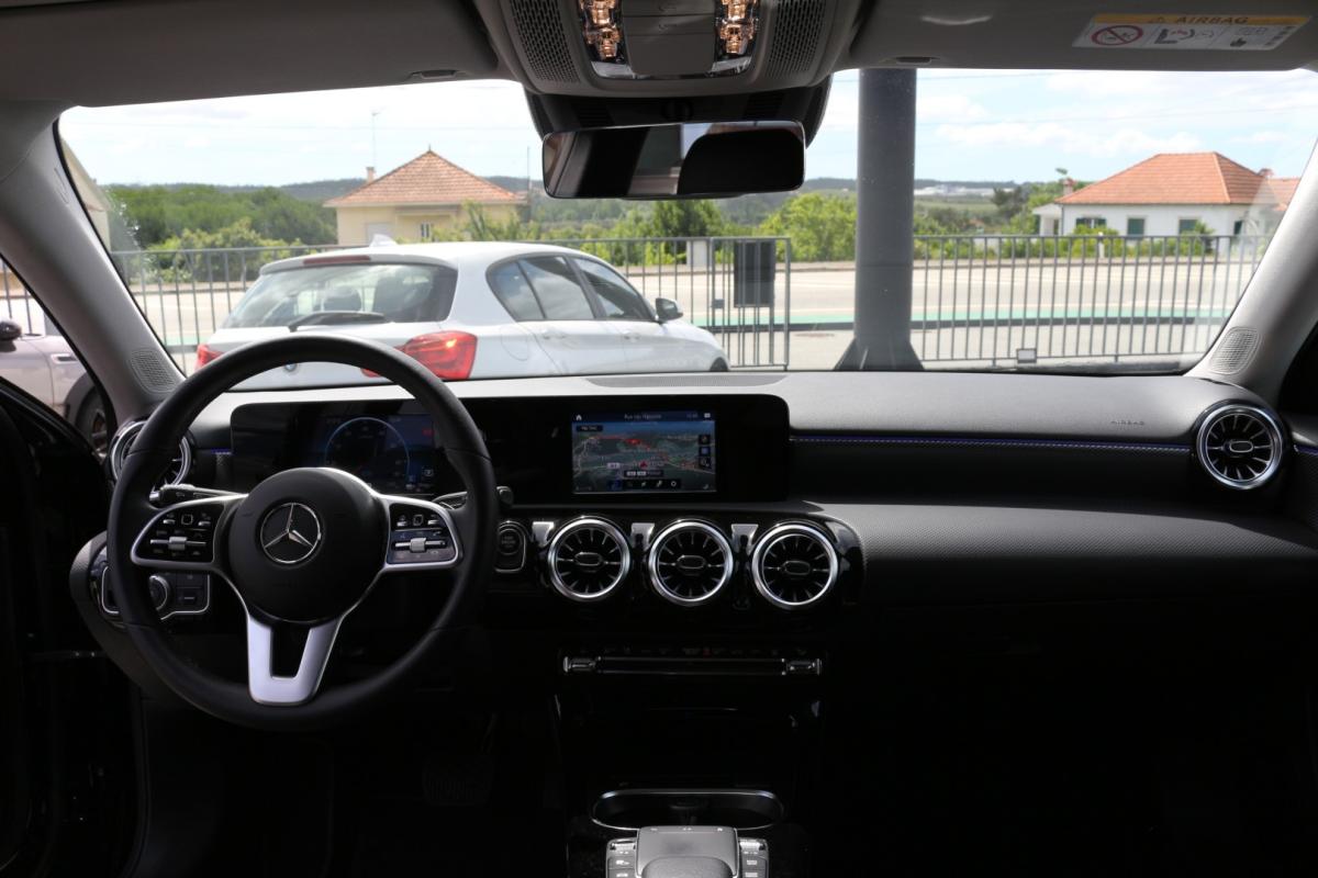 mercedes-benz-classe-a-2022-hibrido-1332cc