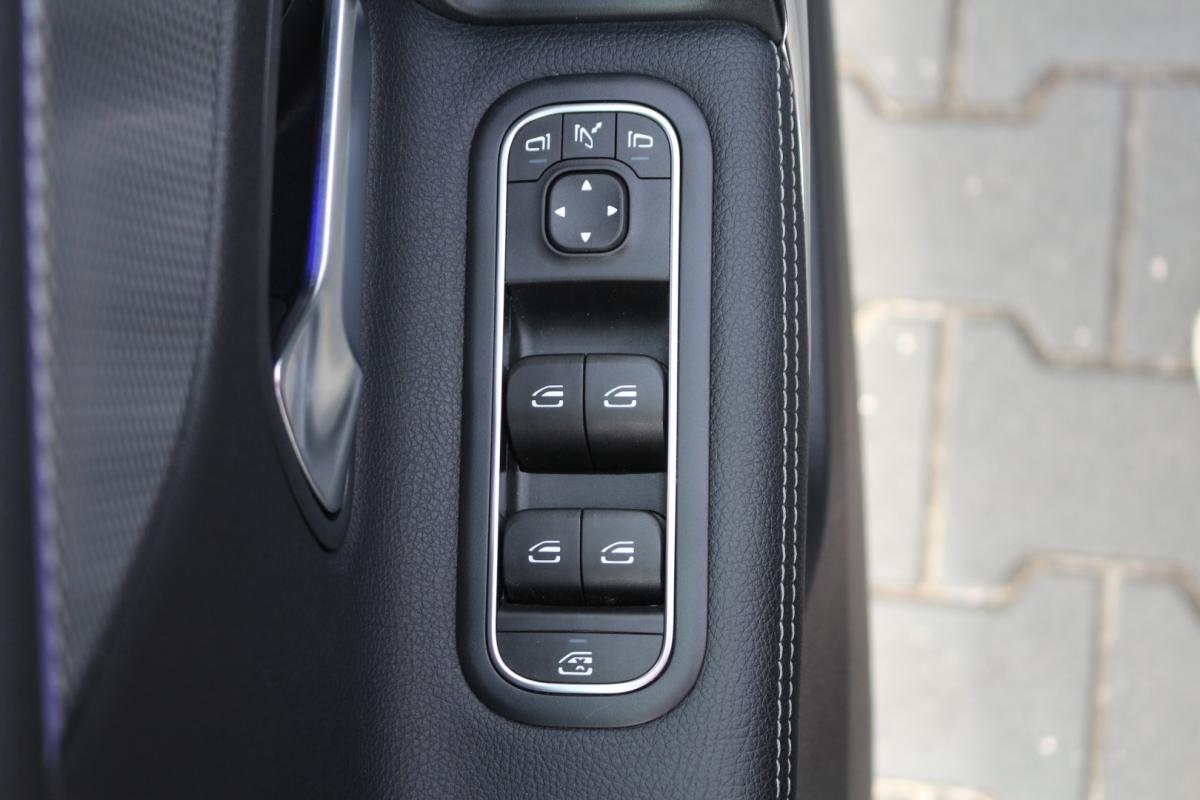 mercedes-benz-classe-a-2022-hibrido-1332cc
