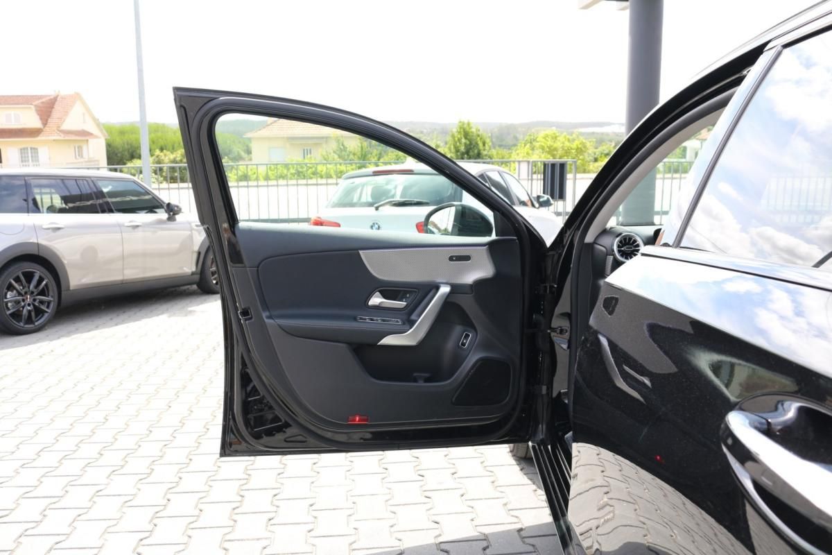 mercedes-benz-classe-a-2022-hibrido-1332cc