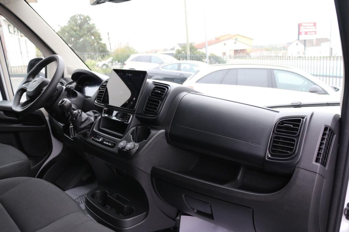 peugeot-boxer-2024-diesel-2184cc