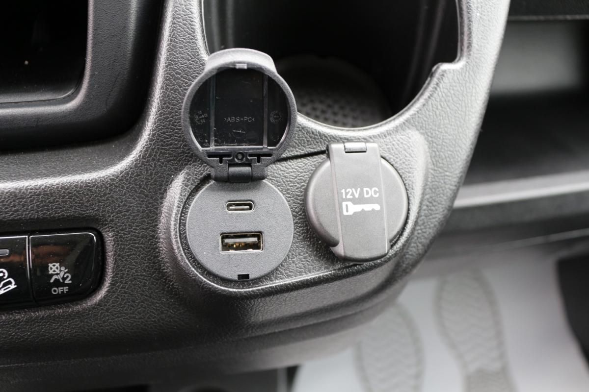 peugeot-boxer-2024-diesel-2184cc