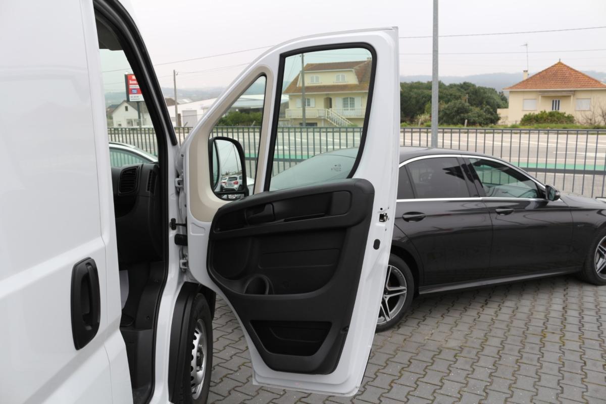 peugeot-boxer-2024-diesel-2184cc