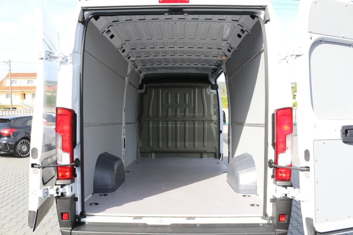 citroen-jumper-2025-diesel-2184cc