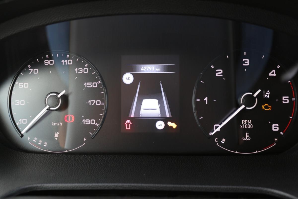citroen-jumper-2025-diesel-2184cc