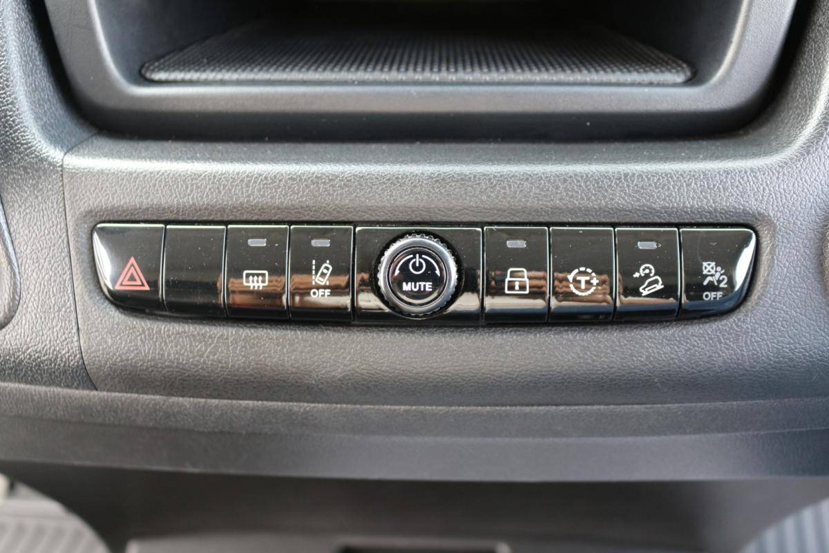 citroen-jumper-2025-diesel-2184cc