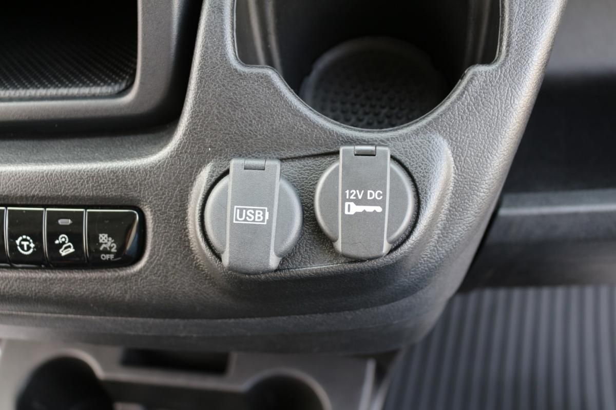 citroen-jumper-2025-diesel-2184cc