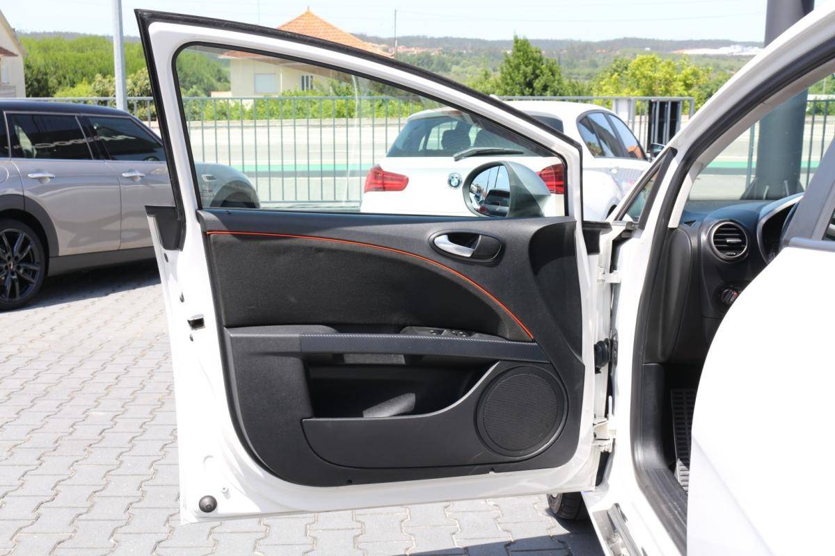 seat-leon-2010-diesel-1968cc