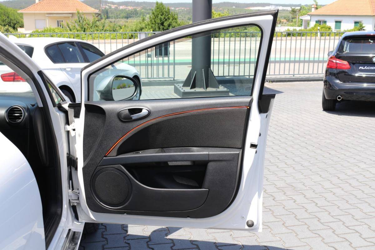 seat-leon-2010-diesel-1968cc