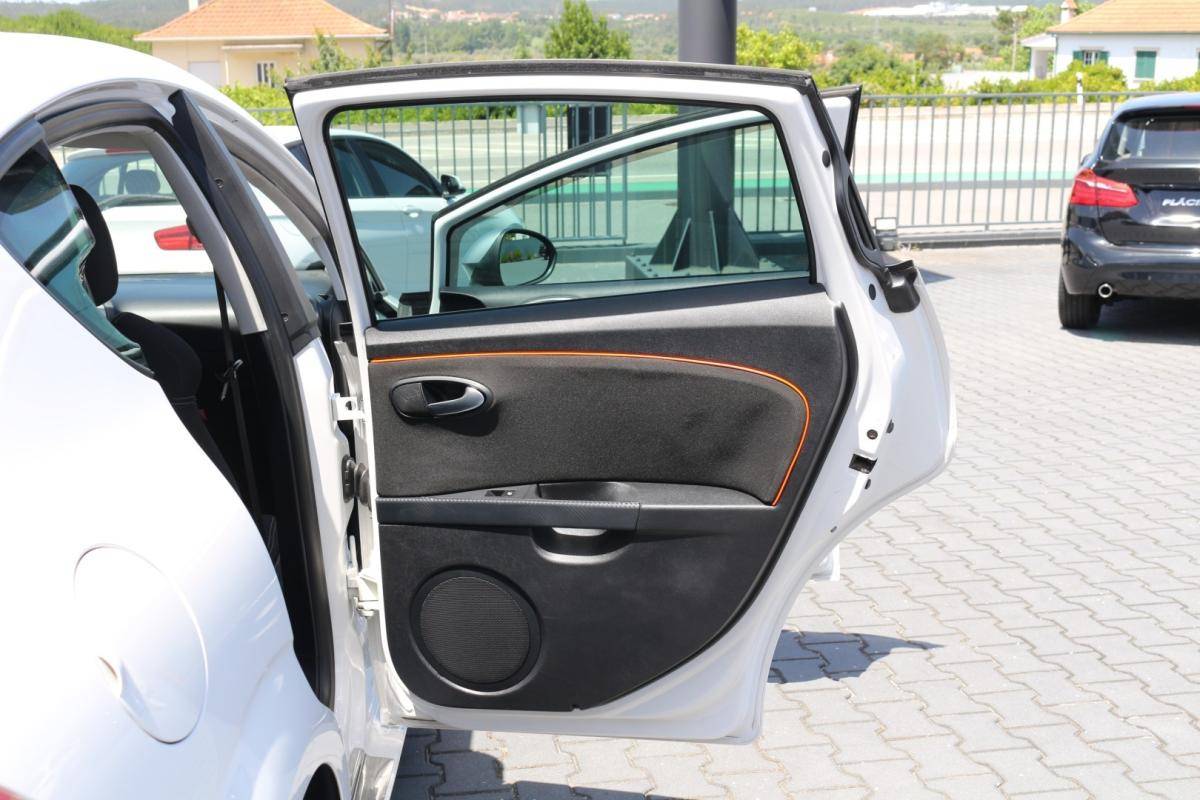 seat-leon-2010-diesel-1968cc