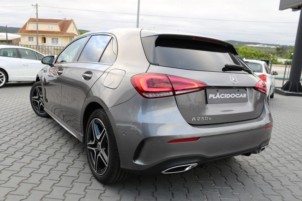 mercedes-benz-classe-a-2021-hibrido-1332cc
