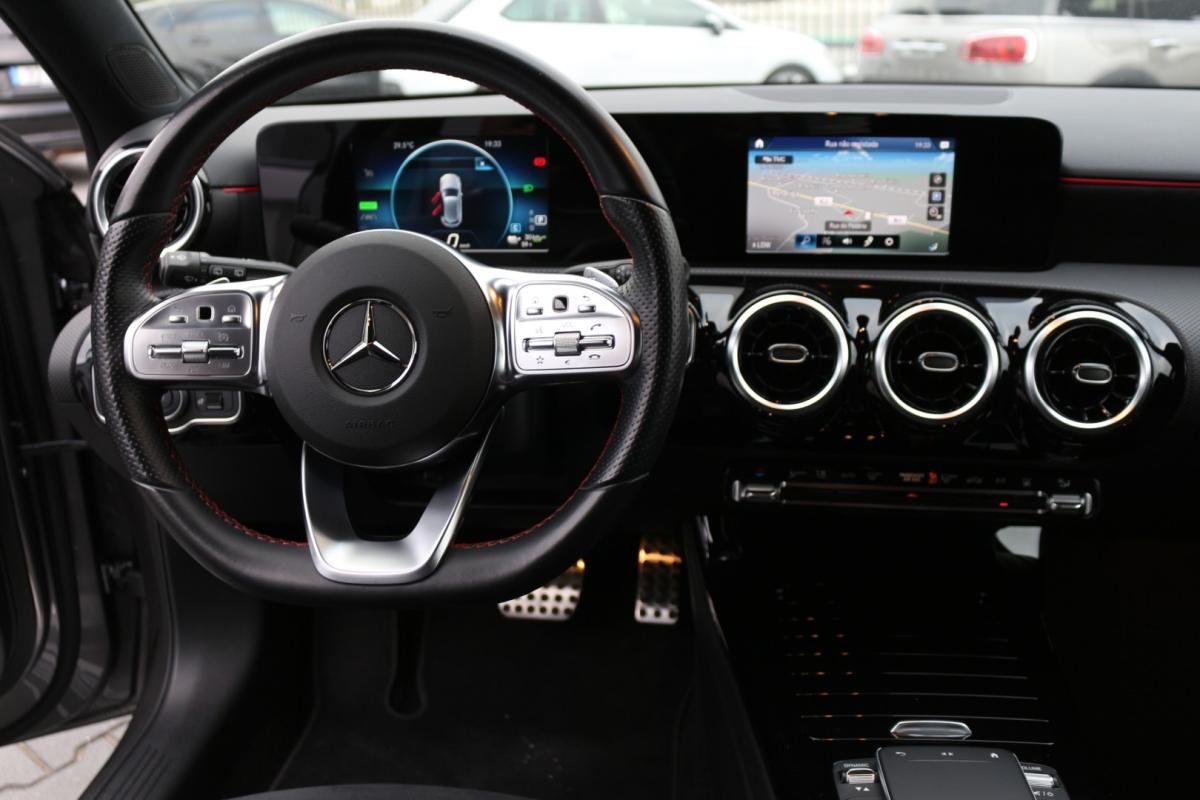 mercedes-benz-classe-a-2021-hibrido-1332cc