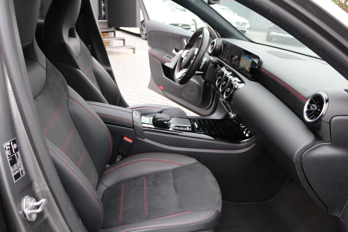 mercedes-benz-classe-a-2021-hibrido-1332cc