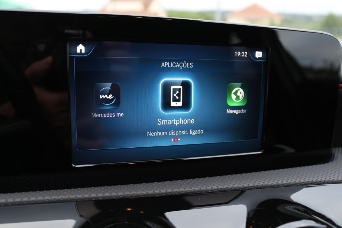 mercedes-benz-classe-a-2021-hibrido-1332cc