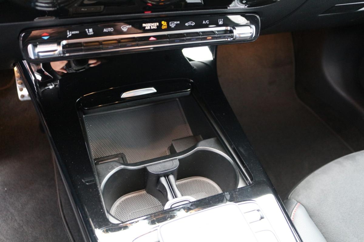 mercedes-benz-classe-a-2021-hibrido-1332cc