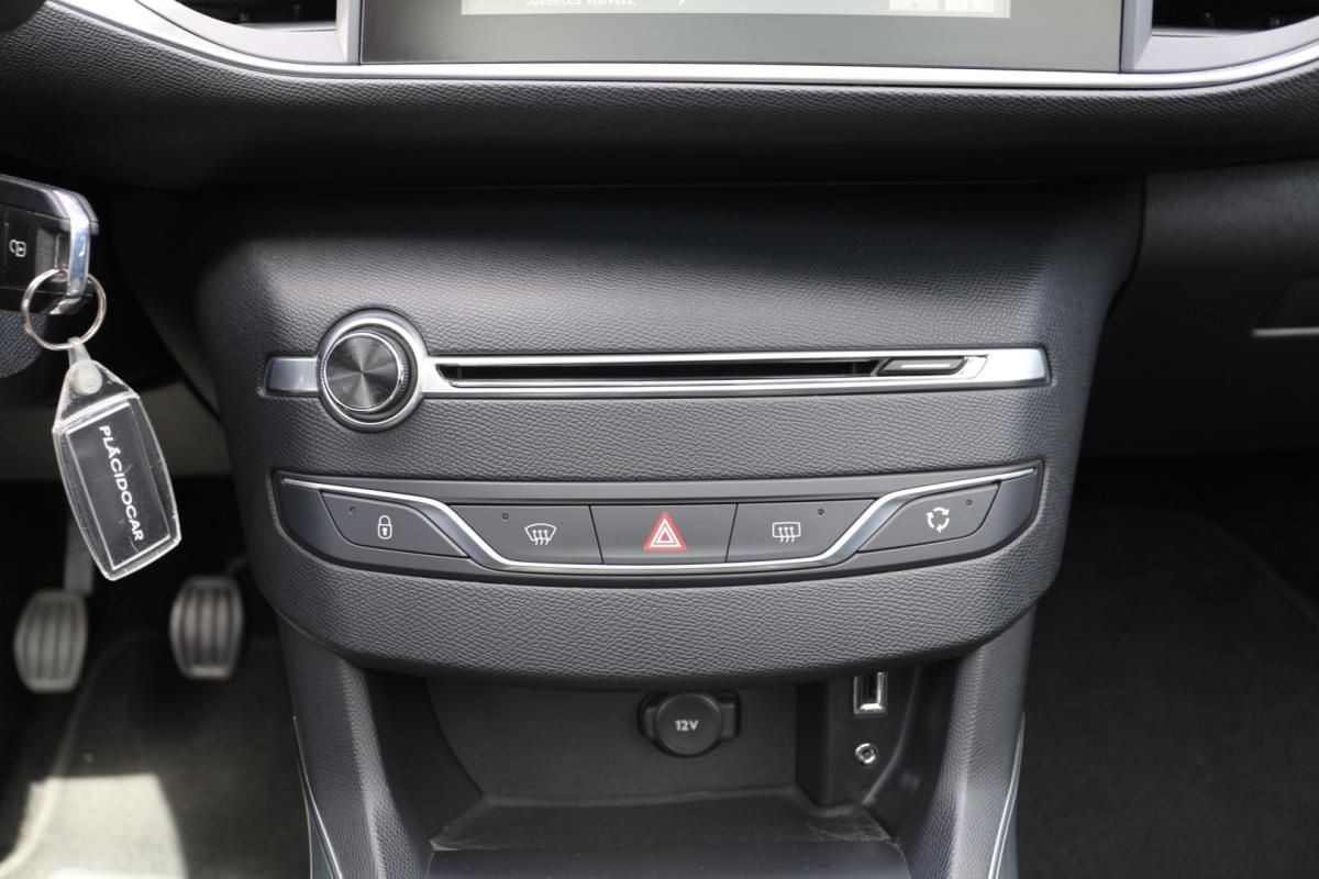 peugeot-308-2015-diesel-1560cc