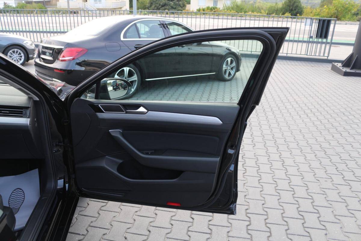 volkswagen-passat-variant-2020-diesel-1968cc